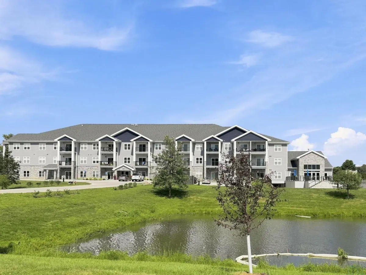 201 Sunrise Pk Rd #111, Storm Lake, IA 50588 - #1