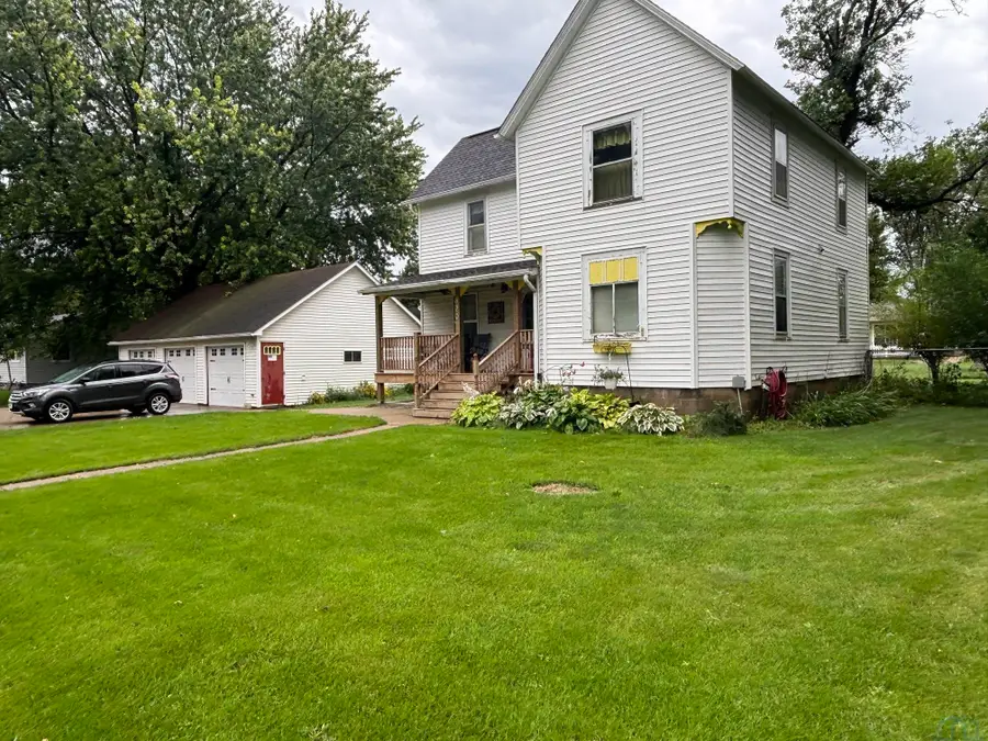 820 Garfield Street, Granville, IA 51022 - #3