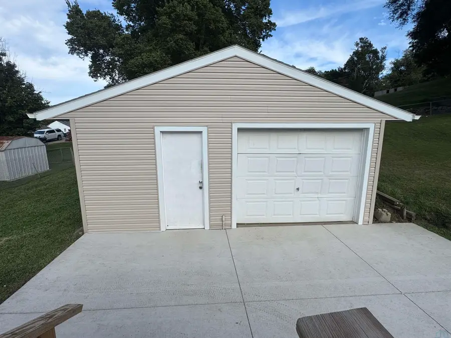 216 S Prescott, Sioux City, IA 51103 - #3