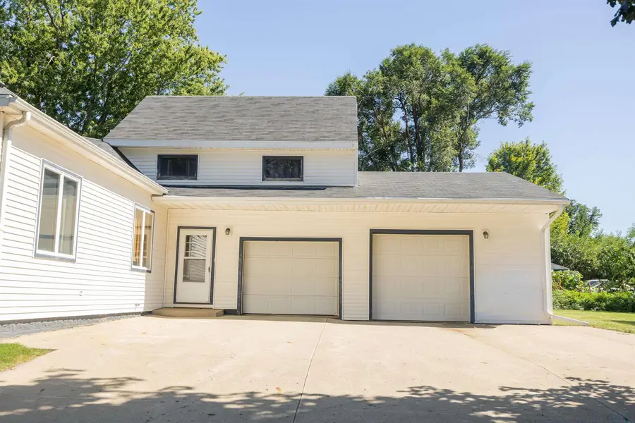 120 2nd Avenue NE, Sioux Center, IA 51250 - #3