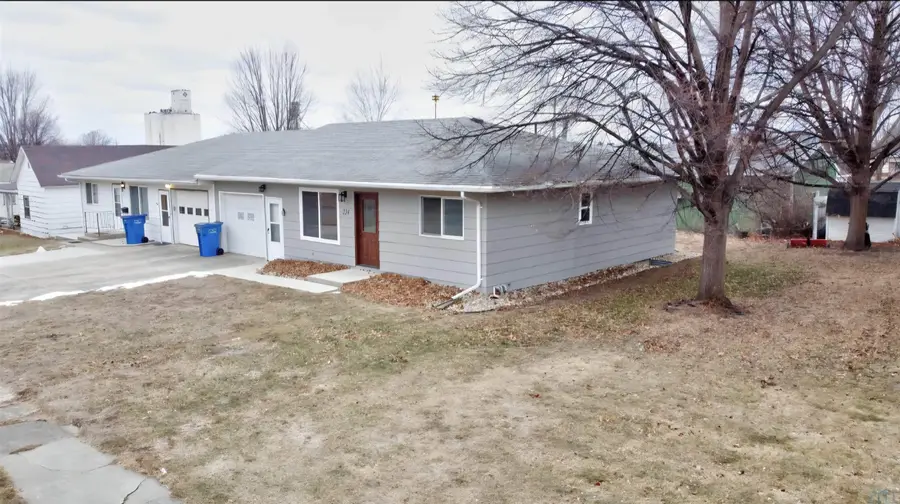 224 Burlington St, Kingsley, IA 51028 - #2