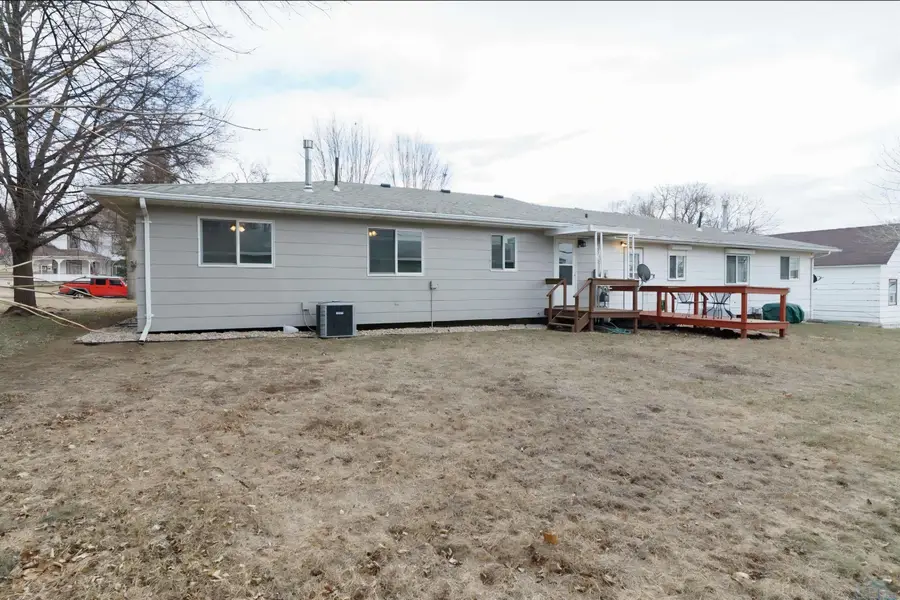224 Burlington St, Kingsley, IA 51028 - #3
