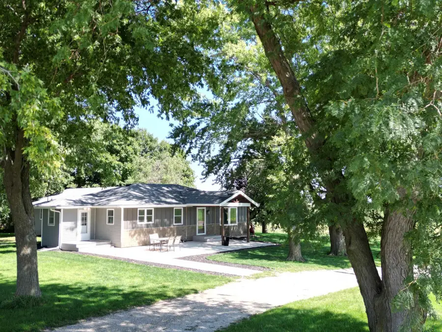 2185 FOX AVE, Schaller, IA 51053 - #2