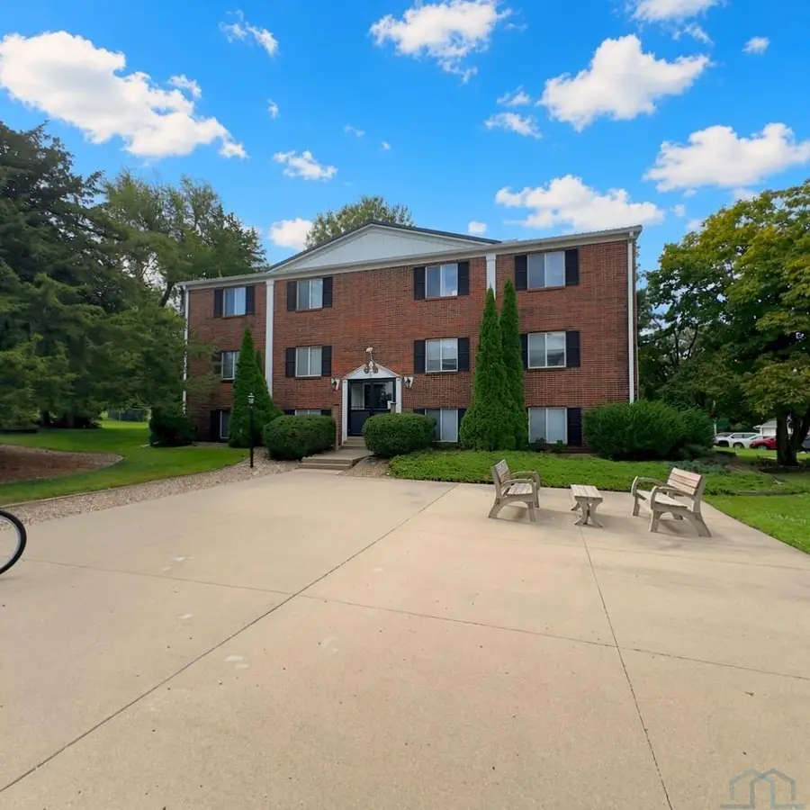 611 E South Street, Marshalltown, IA 50158 - #3