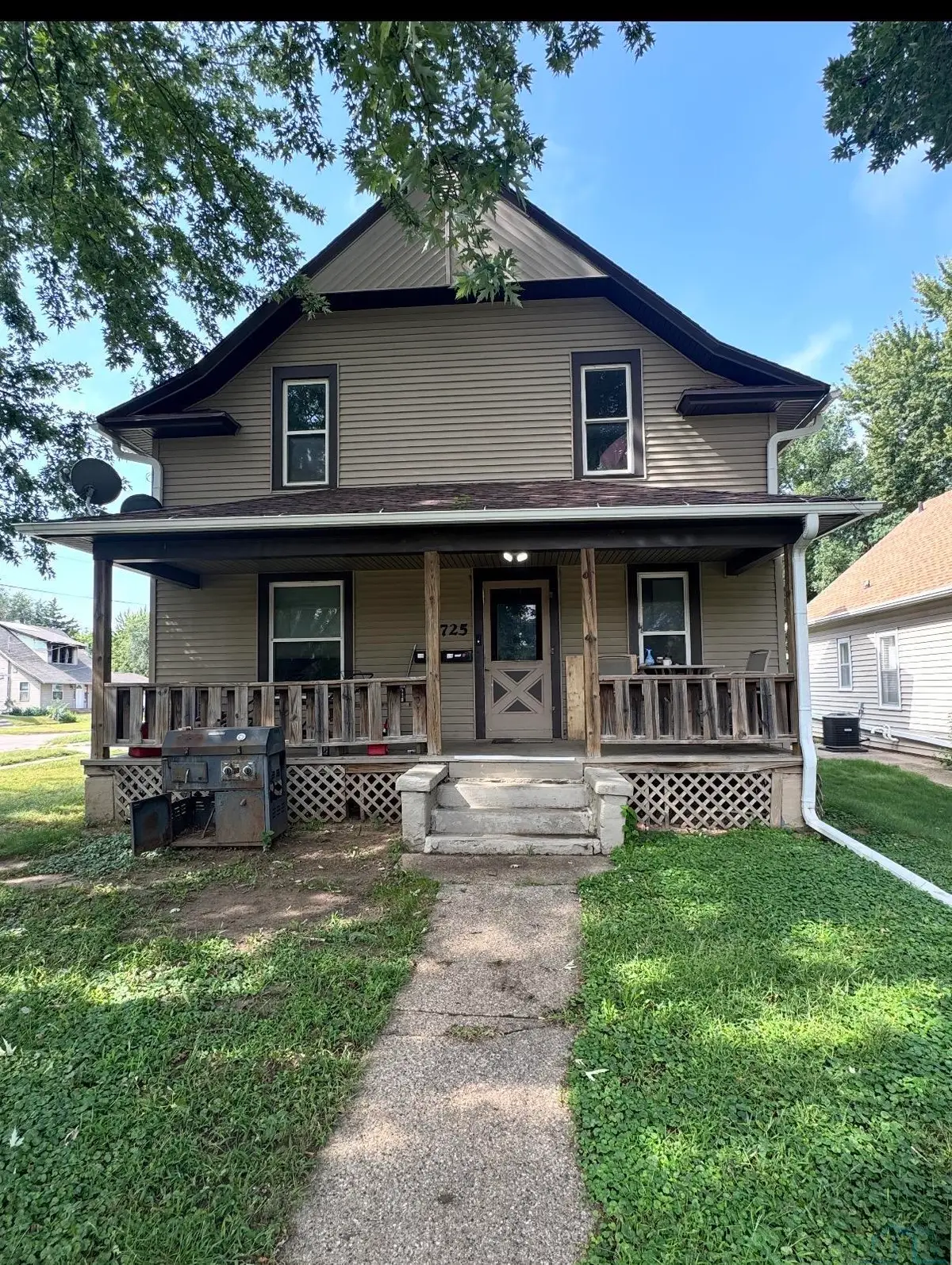 725 S Rustin, Sioux City, IA 51106 - #1