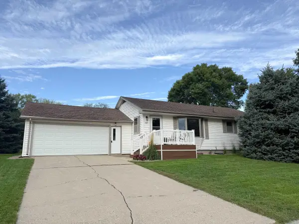 1105 S Marshall St, Rock Rapids, IA 51246