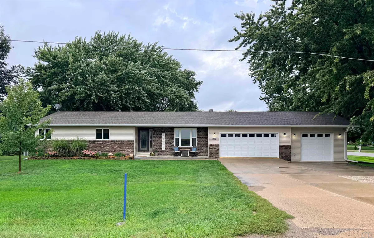 6209 120th Ave, Storm Lake, IA 50588 - #1