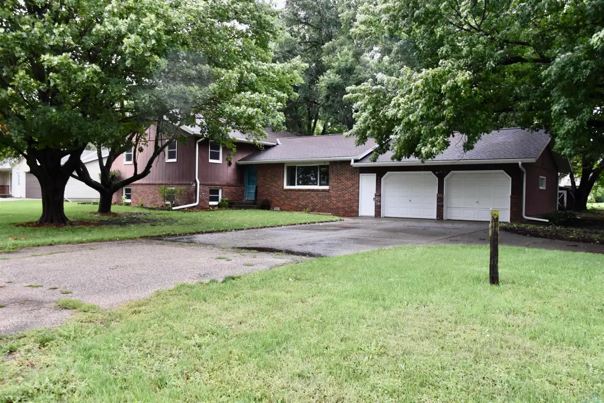 939 6TH ST, Ocheyedan, IA 51354 - #1