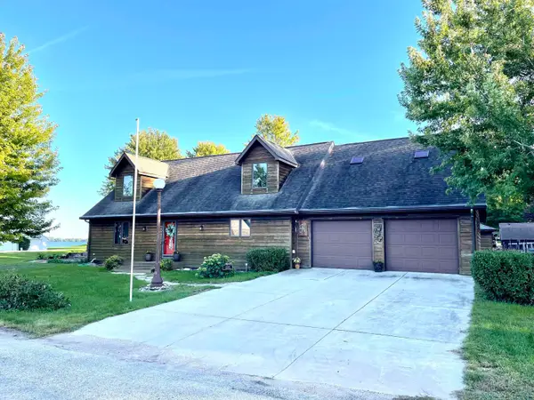 114 White Cap Road, Storm Lake, IA 50588