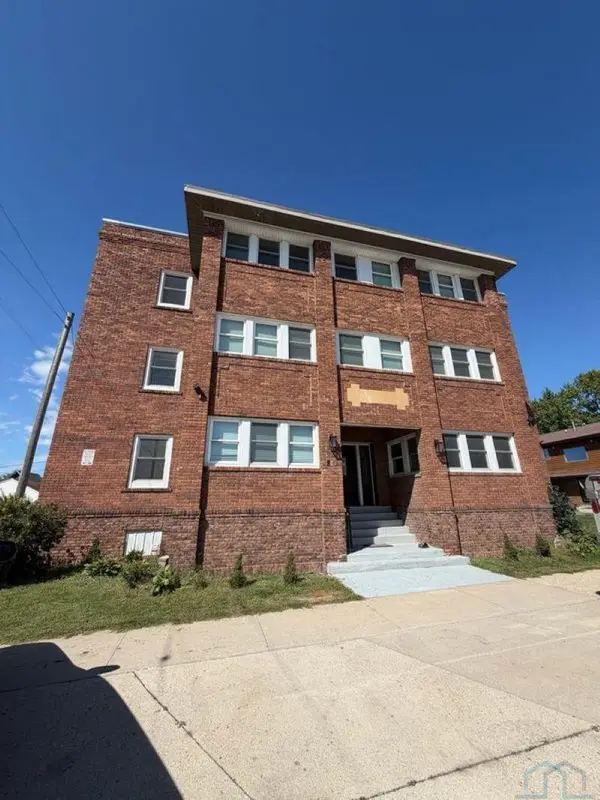 810 7th Street, Sheldon, IA 51201