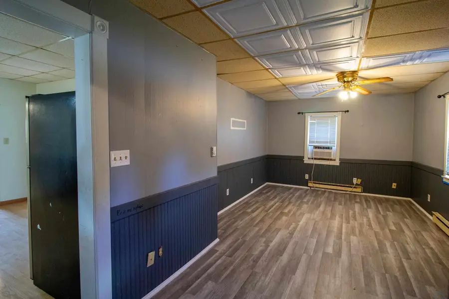301 W 7TH ST, Pomeroy, IA 50575 - #2