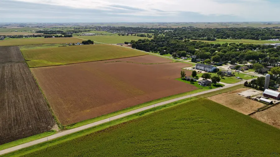 14th St SE, Sioux Center, IA 51250 - #3