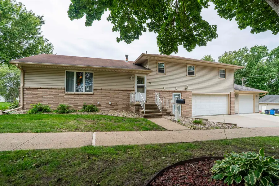 150 4th St SE, Le Mars, IA 51031 - #2