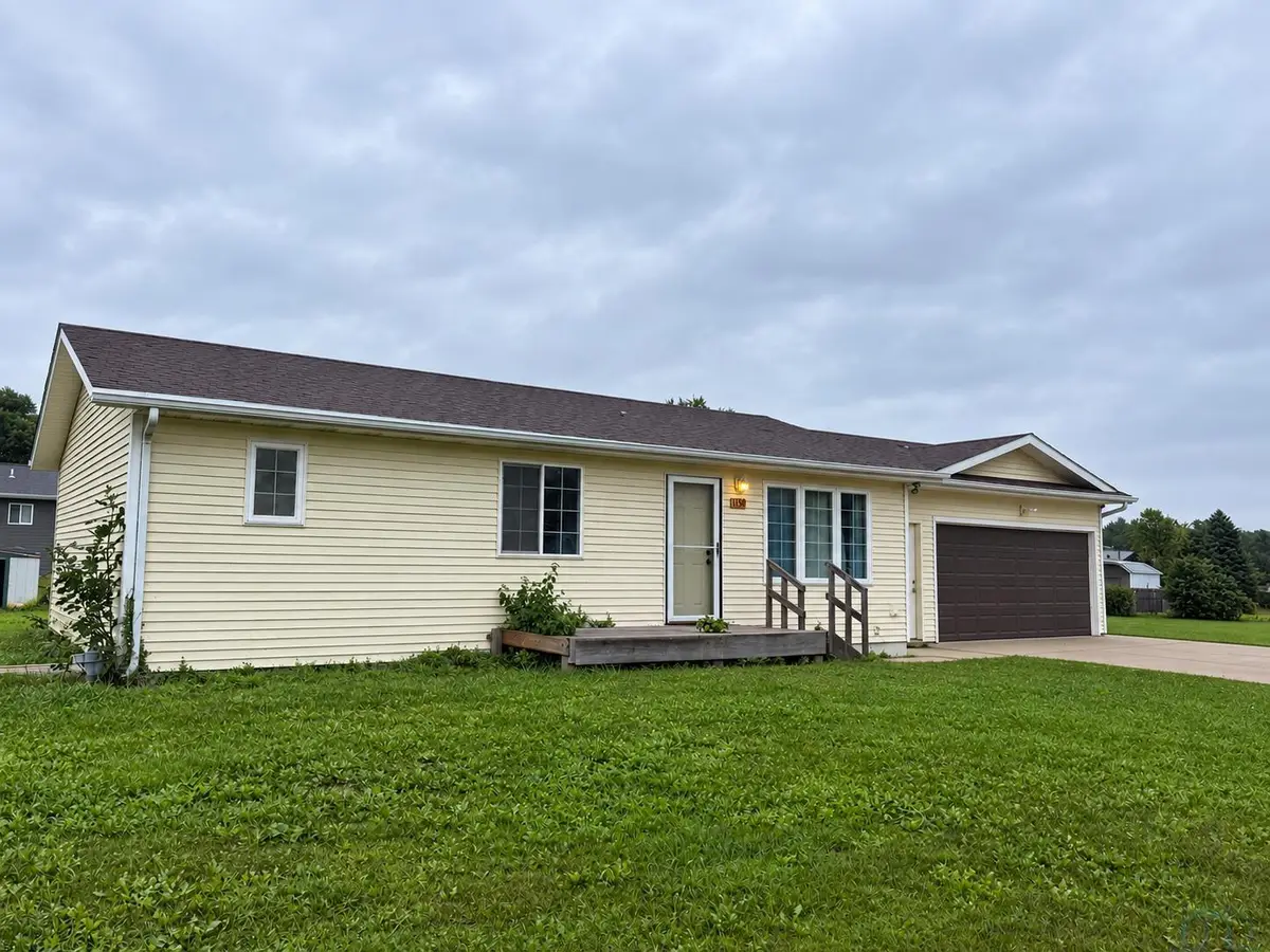 1810 Ave. I, Hawarden, IA 51023 - #1