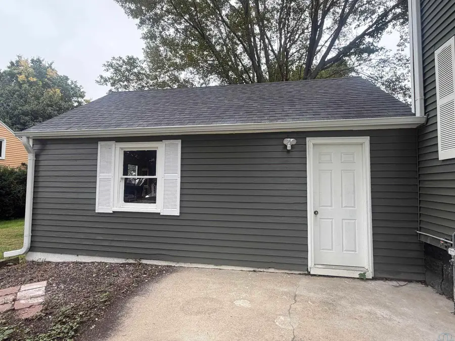 405 S Main Street, Holstein, IA 51025 - #3
