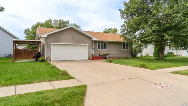 1605 F St., South Sioux City, NE 68776
