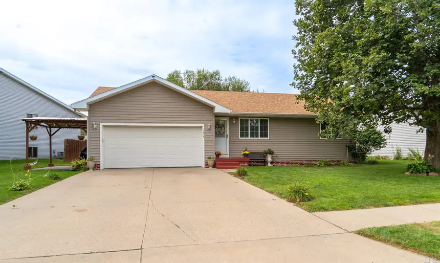 1605 F St., South Sioux City, NE 68776 - #2