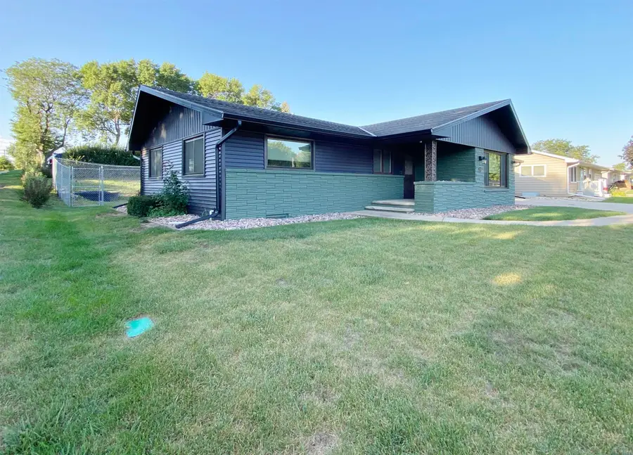 4 Edward Drive SW, Le Mars, IA 51031 - #3