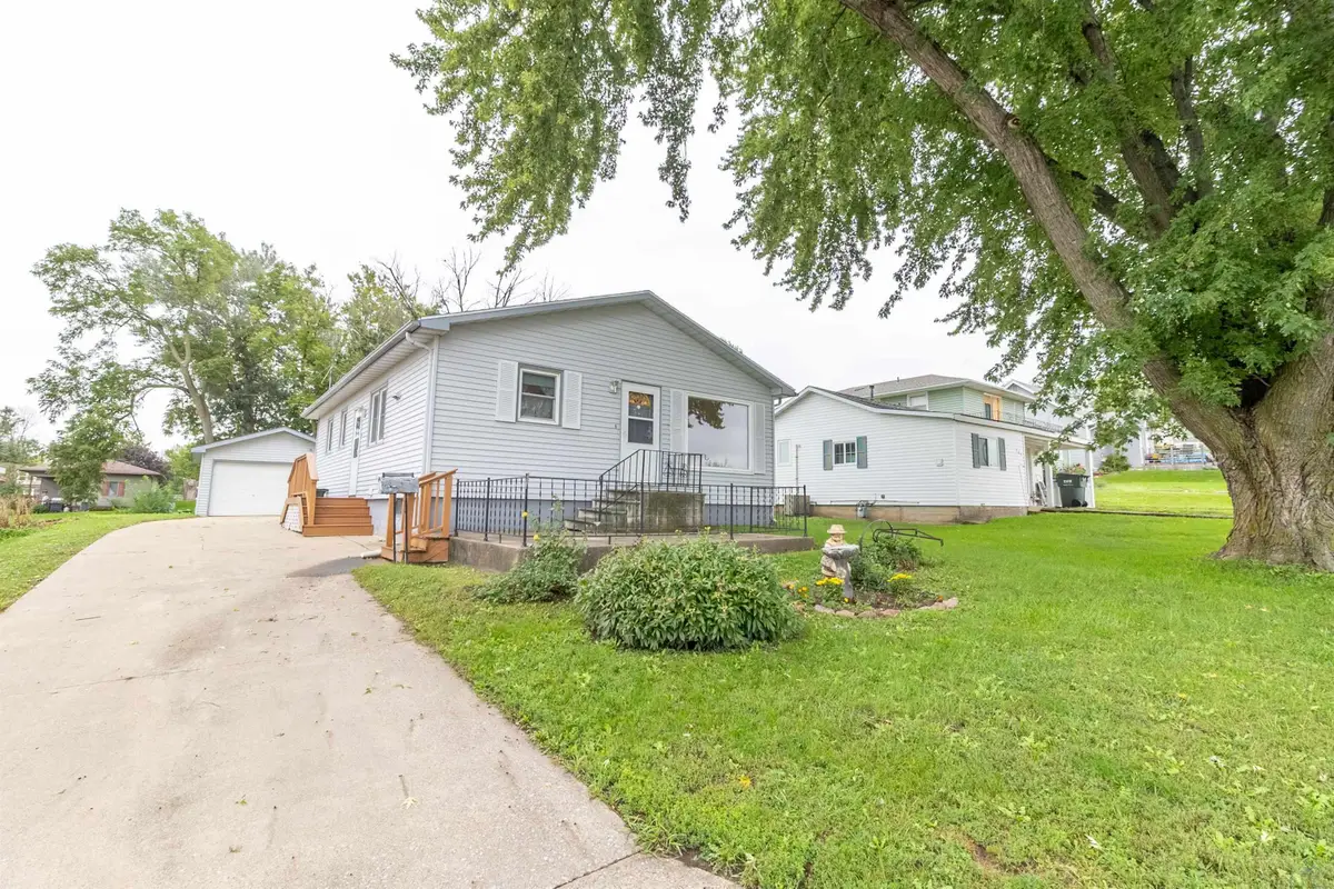 703 Oak Street, Mapleton, IA 51034 - #1