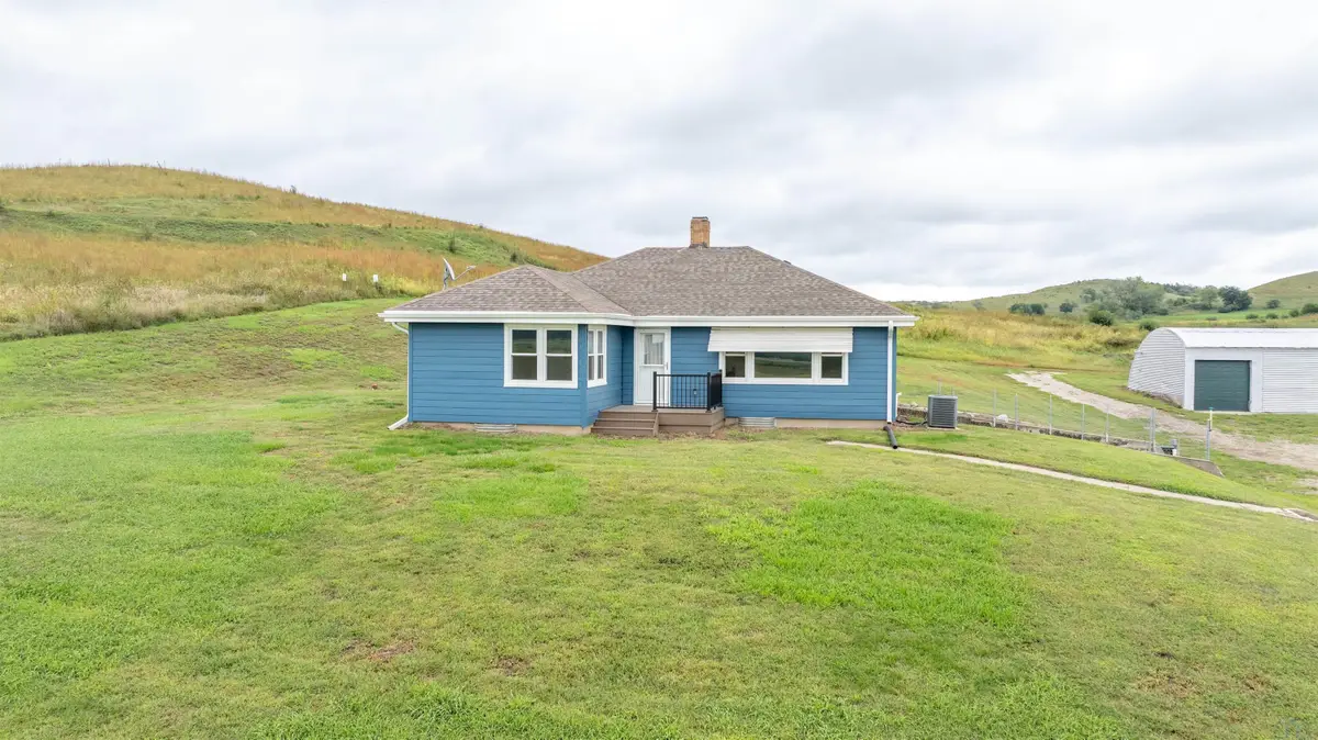 14827 Oak Ave, Castana, IA 51010 - #1