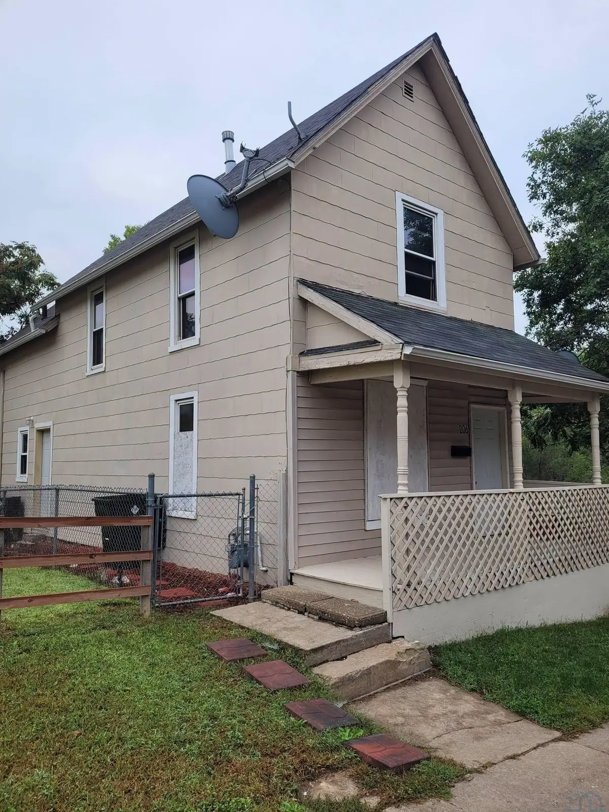 206 14th Street, Sioux City, IA 51104 - #1