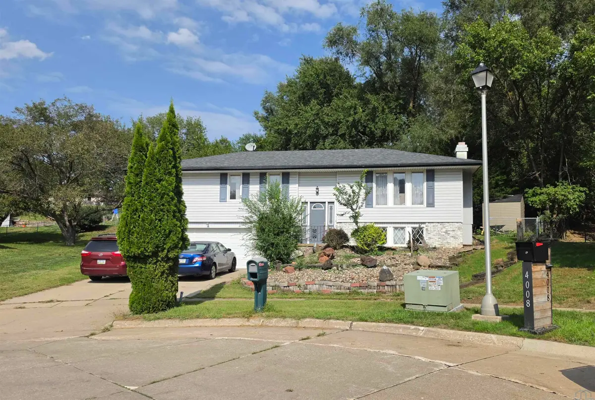 4009 Vegas Court, Sioux City, IA 51106 - #1