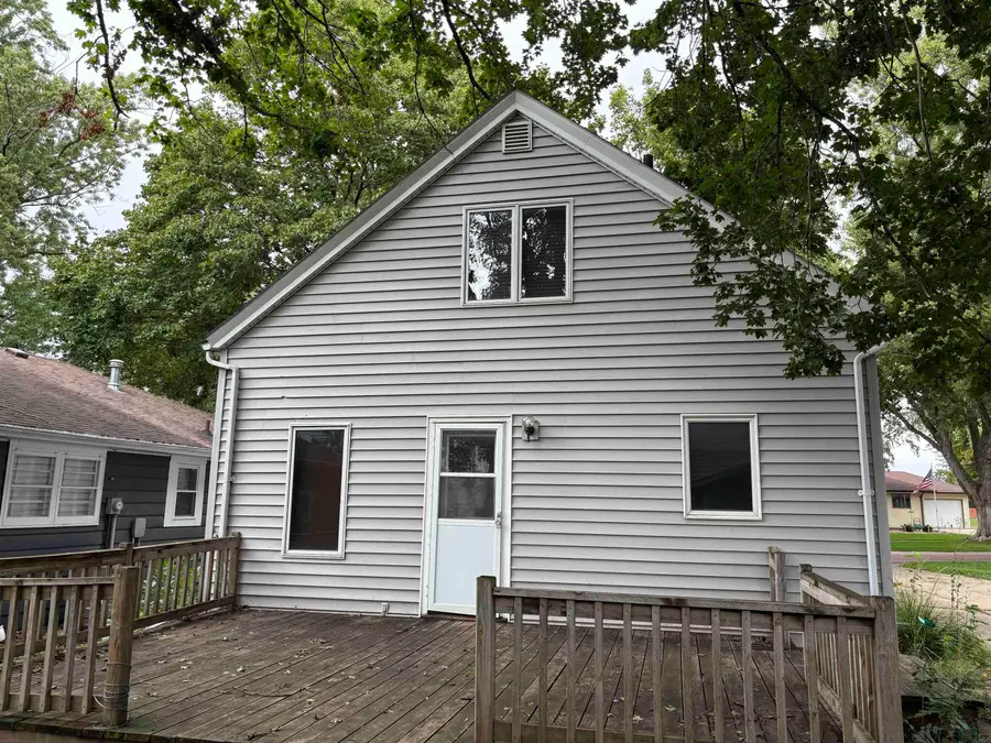 218 2nd St NW, Orange City, IA 51041 - #3