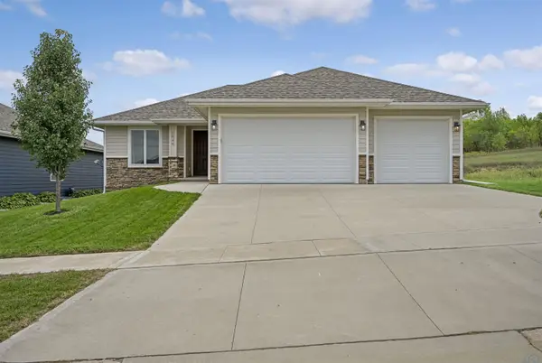 6845 Brookside Drive, Sioux City, IA 51106