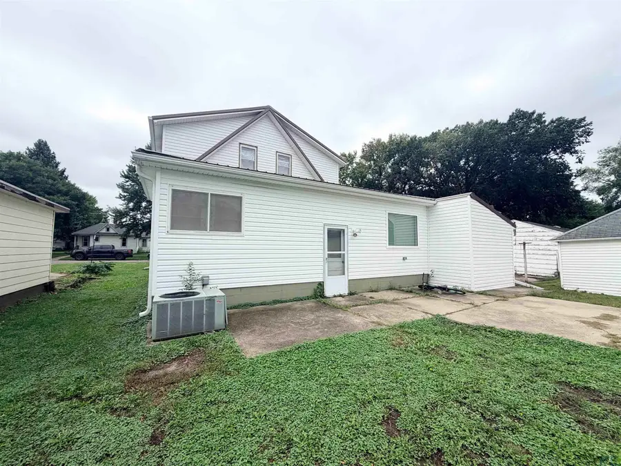 421 Sargent St, Akron, IA 51001 - #3