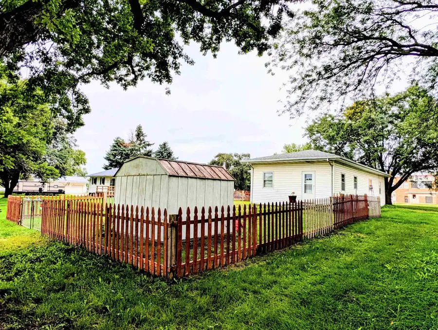 130 South St, Akron, IA 51001 - #3