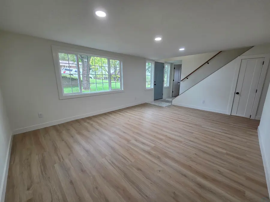 4860 Skyline Drive, Sioux City, IA 51104 - #3