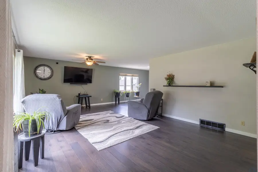 909 Evans Street, Sloan, IA 51055 - #3