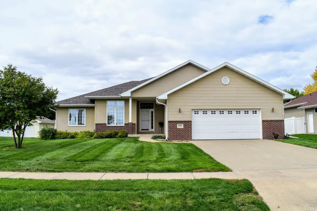1202 Clairmont Circle, Sergeant Bluff, IA 51054 - #1