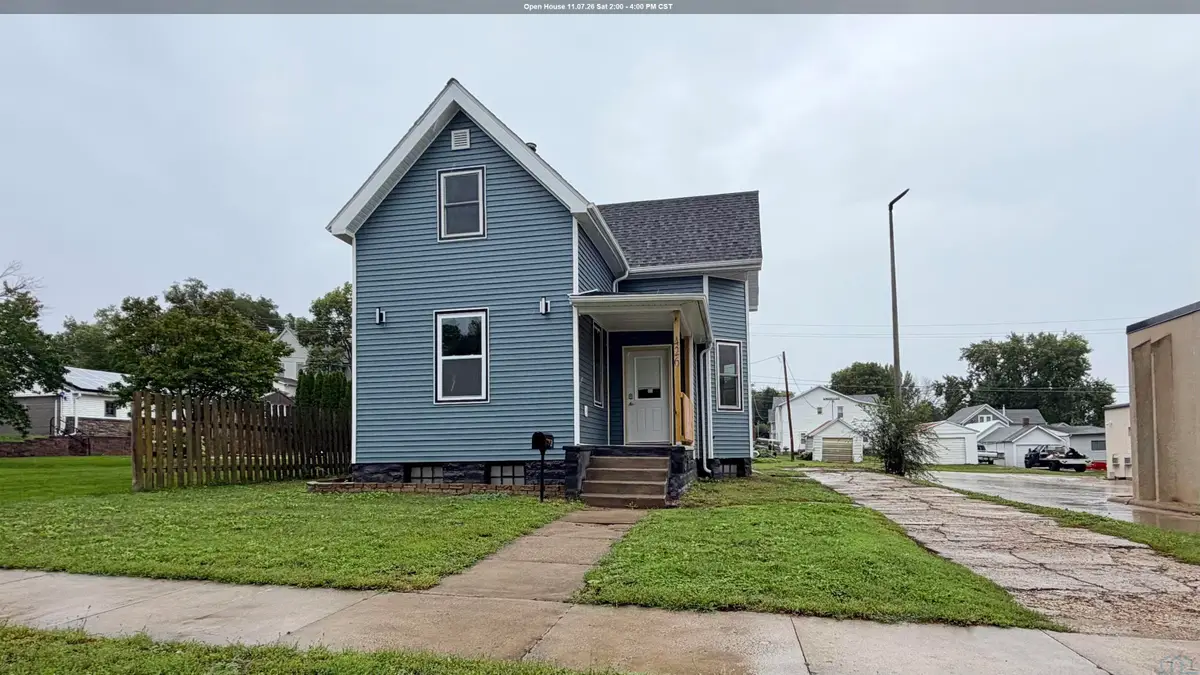 426 W CEDAR ST, Cherokee, IA 51012 - #1