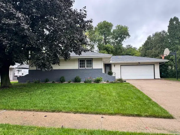 3309 Lancelot Lane, Sioux City, IA 51106