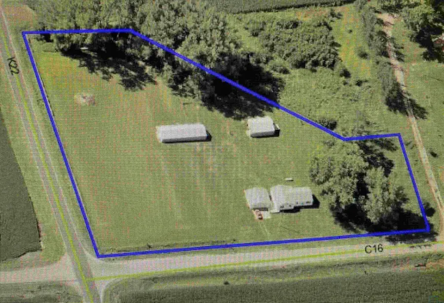 22932 C16, Akron, IA 51001 - #3