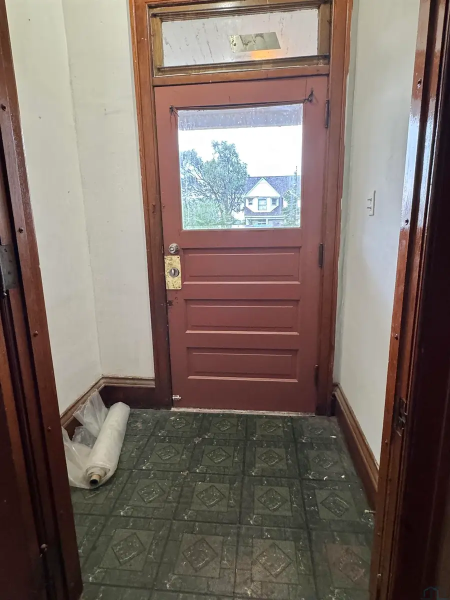 1523 Jackson St, Sioux City, IA 51105 - #3