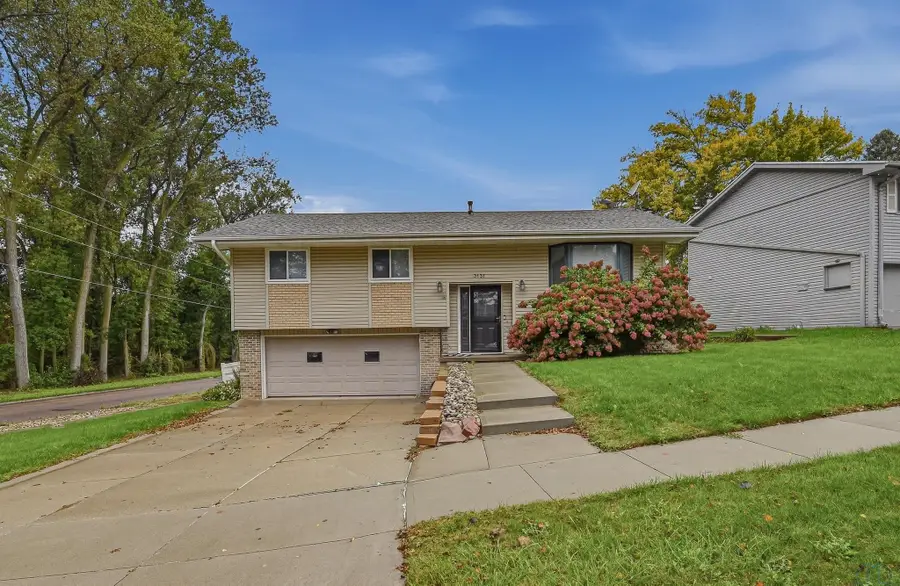 3131 S Oleander Street, Sioux City, IA 51106 - #2