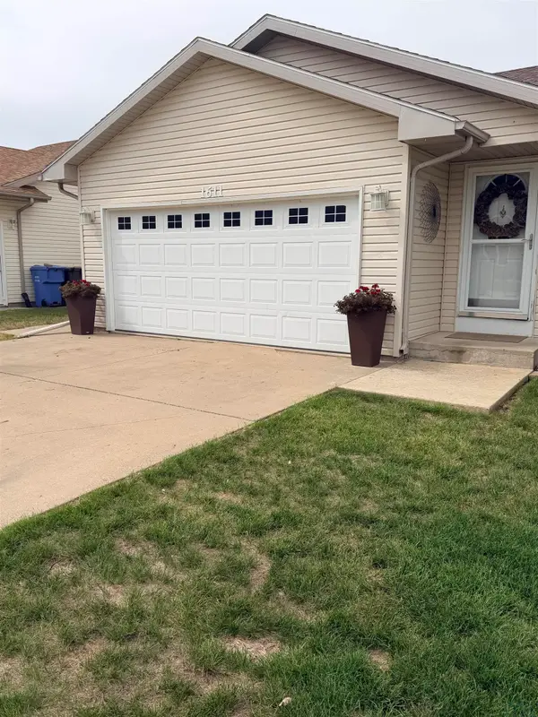 1611 SW Sunset, LeMars, IA 51031