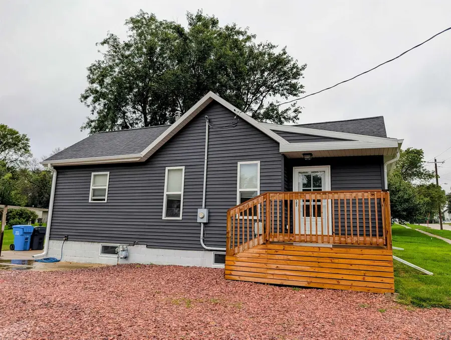 600 6th St SE, America, IA 51031 - #3