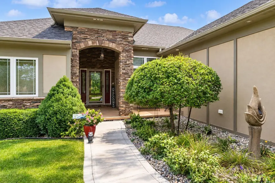 2524 Castles Gate Dr, Sioux City, IA 51106 - #3