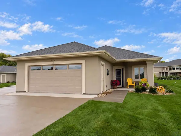 1008 Abby Rd, Alton, IA 51003