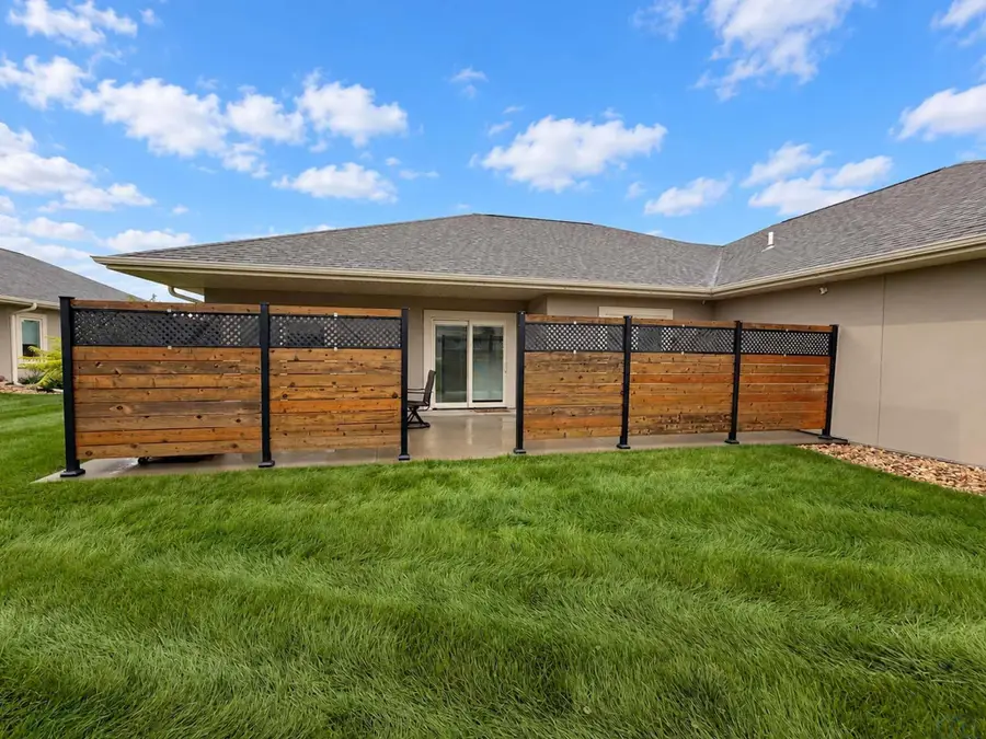 1008 Abby Rd, Alton, IA 51003 - #2