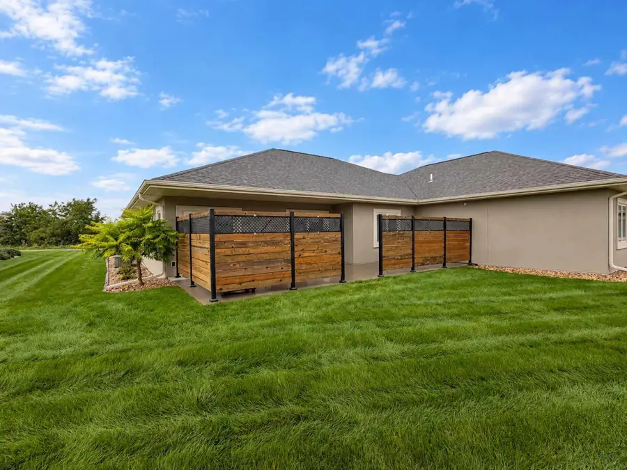 1008 Abby Rd, Alton, IA 51003 - #3