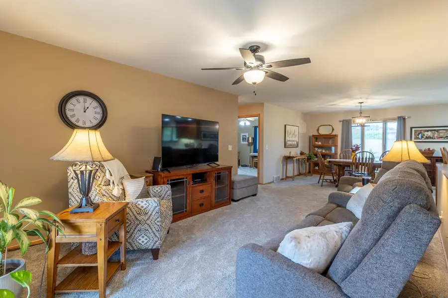 1320 4th Ave SE, Le Mars, IA 51031 - #3