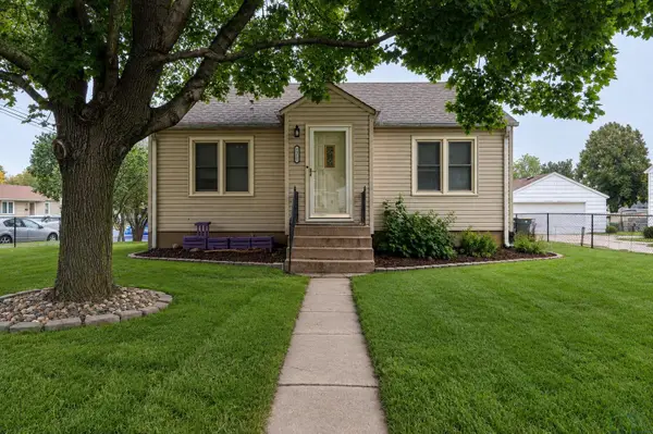 1515 W 26th St., Sioux City, IA 51103