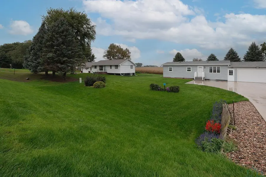 3128 370th Street, Sioux Center, IA 51250 - #2