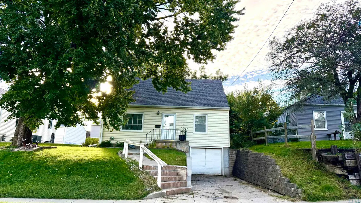 2221 S Royce, Sioux City, IA 51106 - #1