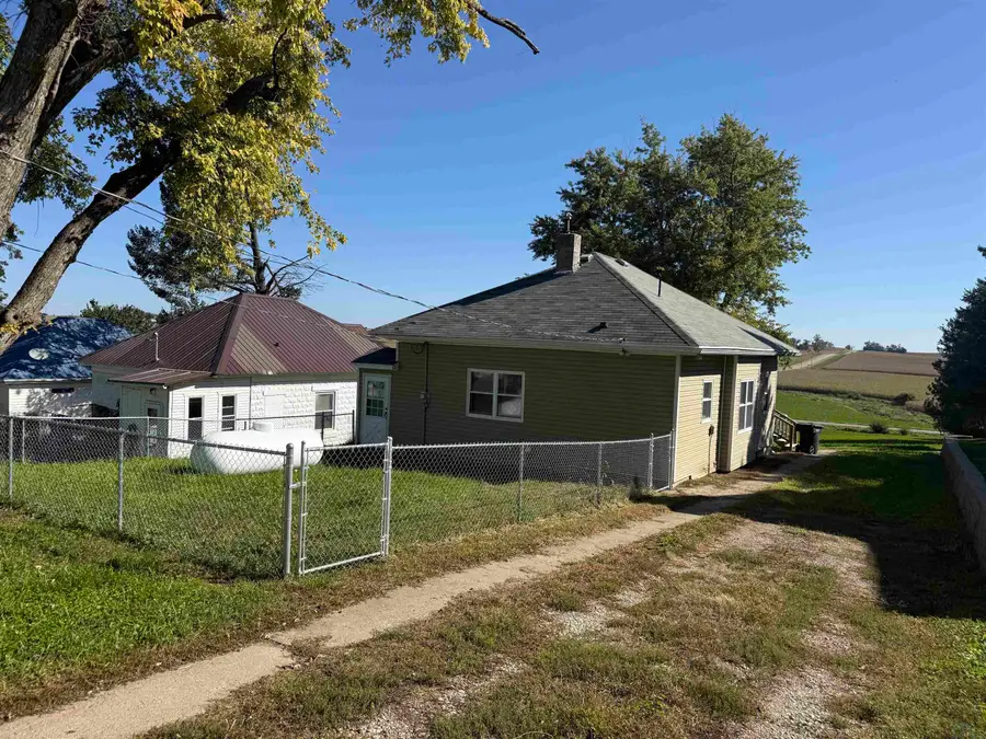 317 SUMMIT ST, Pierson, IA 51048 - #3