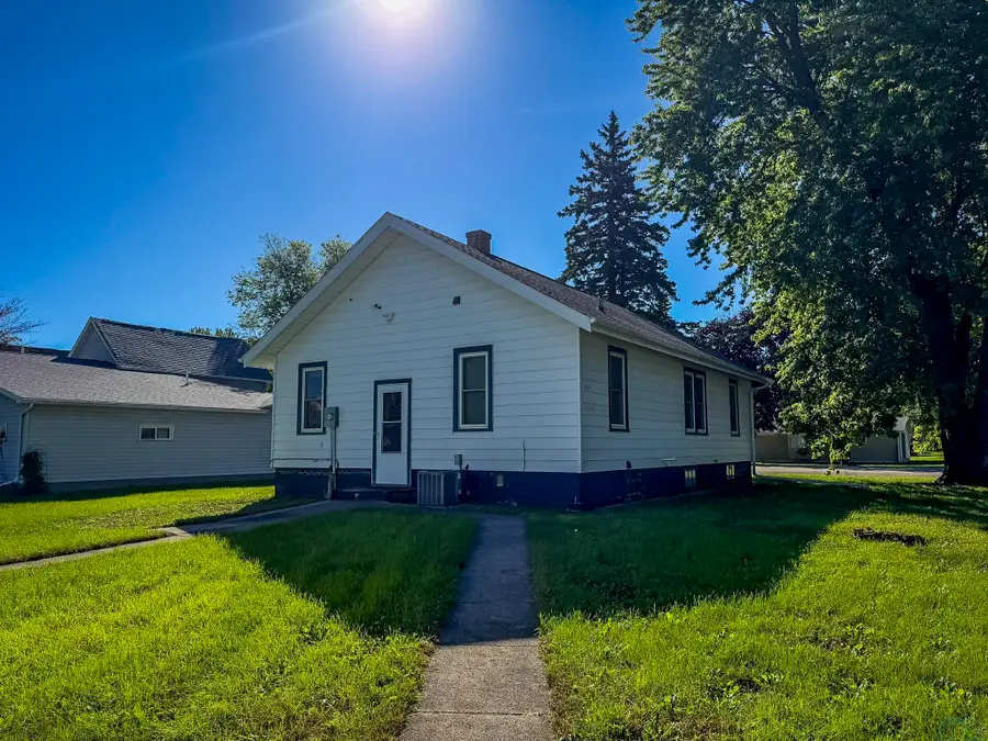 310 4th Ave NW, Pocahontas, IA 50574 - #3